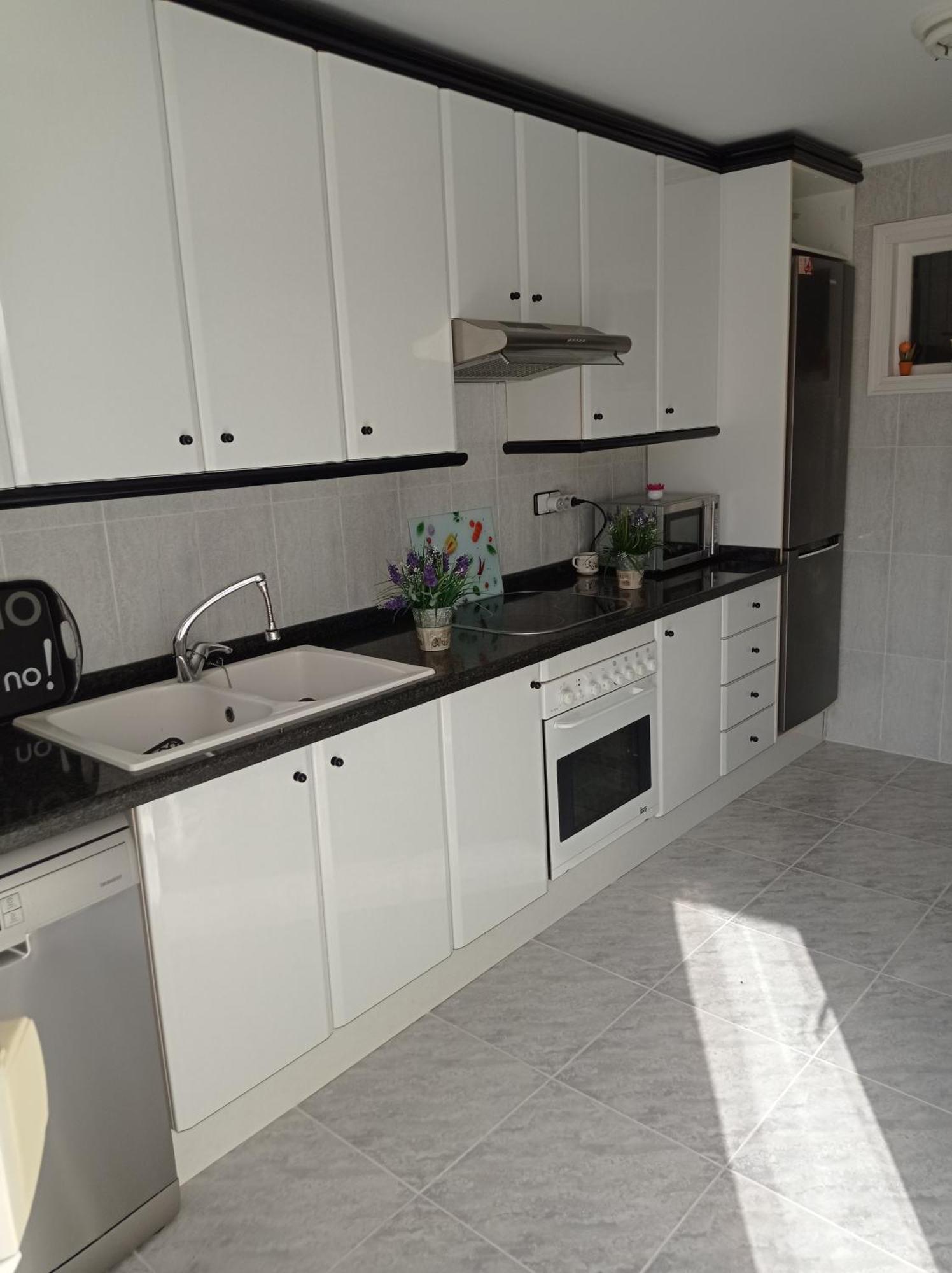 Feriado, Apartamento Con Parking Incluido 셀라 외부 사진