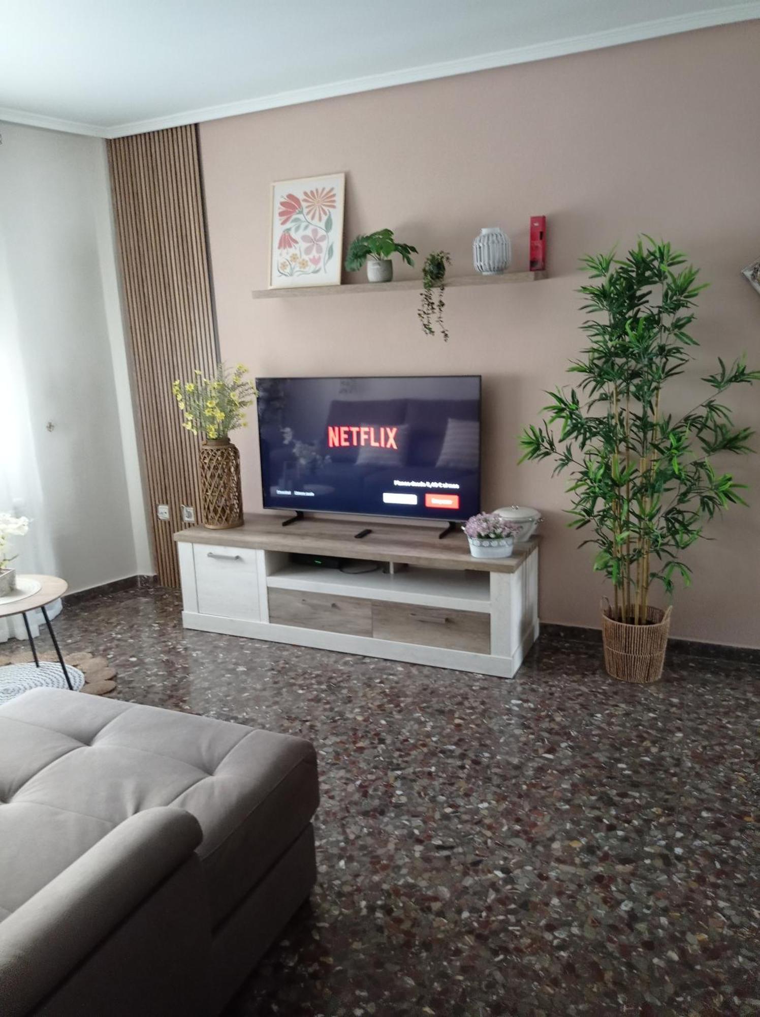 Feriado, Apartamento Con Parking Incluido 셀라 외부 사진