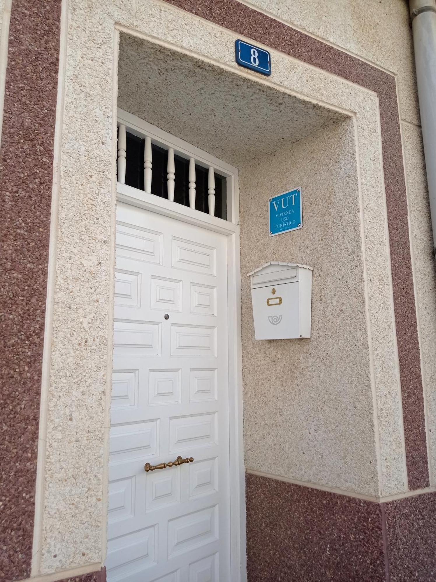 Feriado, Apartamento Con Parking Incluido 셀라 외부 사진